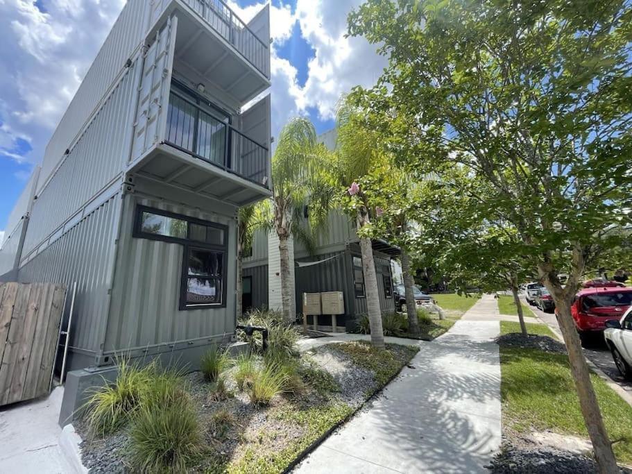 Hip Container Apt - 5 Min Walk To Tiaa Bank Jacksonville Ngoại thất bức ảnh