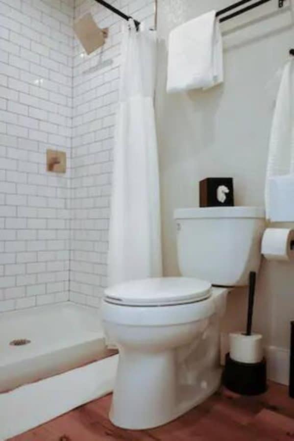 Hip Container Apt - 5 Min Walk To Tiaa Bank Jacksonville Ngoại thất bức ảnh