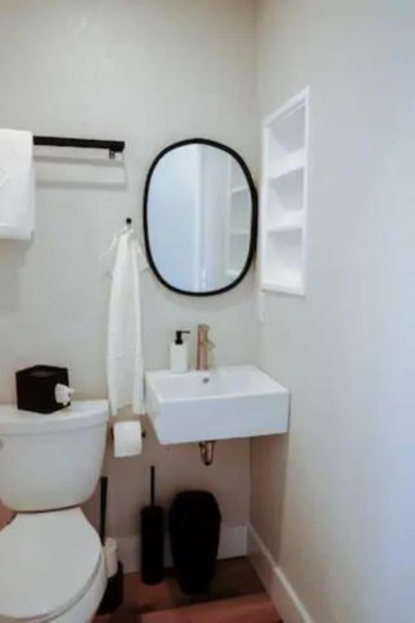 Hip Container Apt - 5 Min Walk To Tiaa Bank Jacksonville Ngoại thất bức ảnh